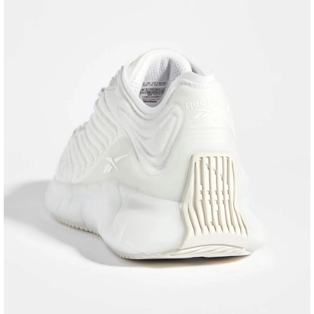 Reebok Zig Kinetics Women Size 7.5 in white - Picture 2 of 5